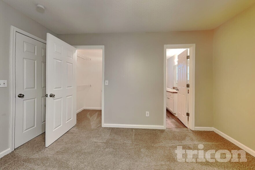 Building Photo - 204 Campbell Dr
