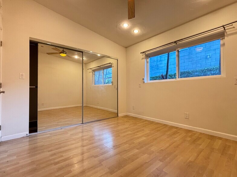 Unit 1 - 538 Brooks Ave