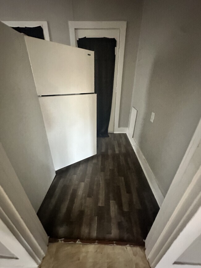 Building Photo - 303 E 22nd St