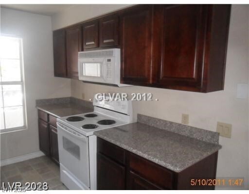 Building Photo - 2606 S Durango Dr