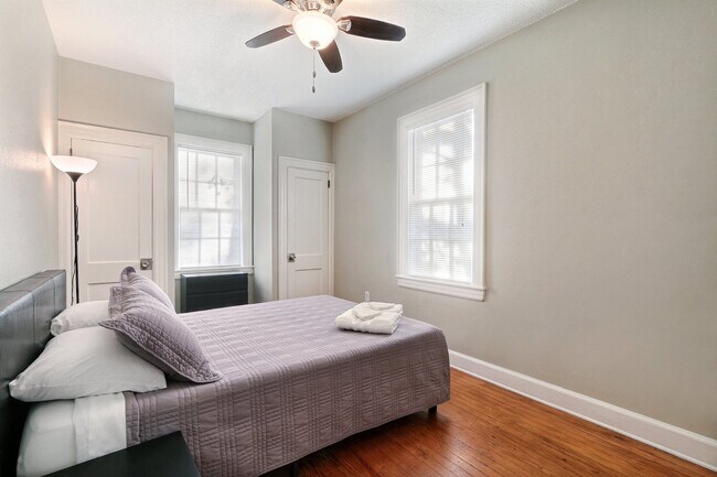 Building Photo - 3BR + Loft/1BA Ardsley Park House For Rent