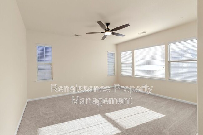Building Photo - 785 Ellerbrook St