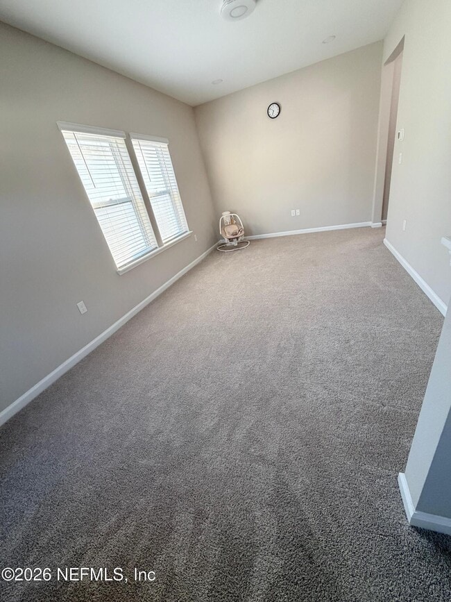 Building Photo - 70 Golden Fern Dr
