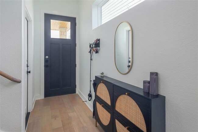 Building Photo - 5820 Sutherlin Rd