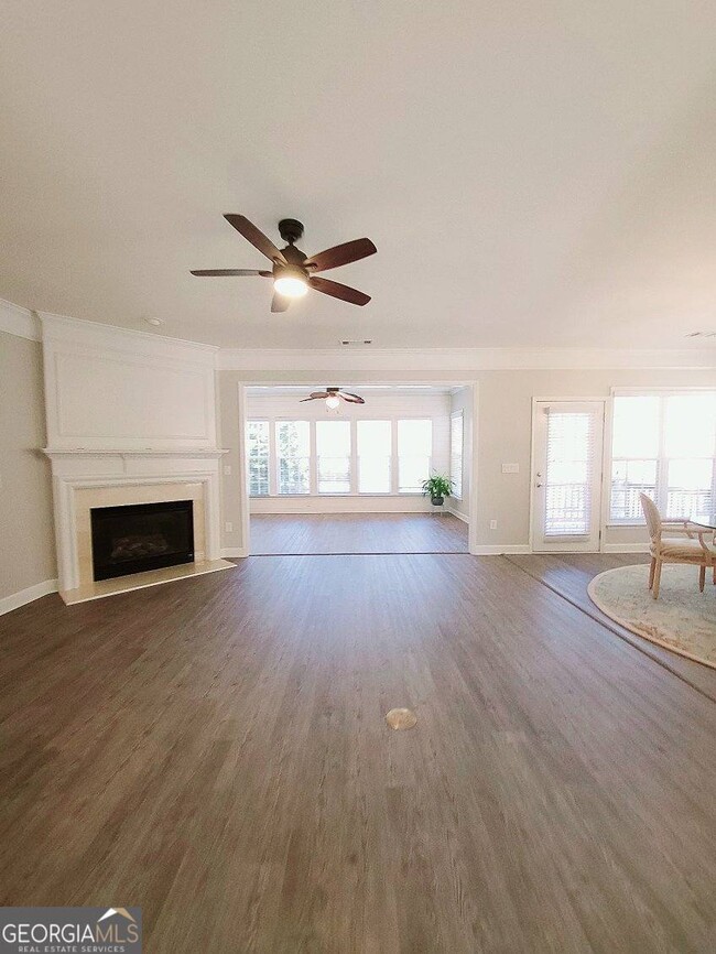 Building Photo - 6411 Hickory Springs Cir