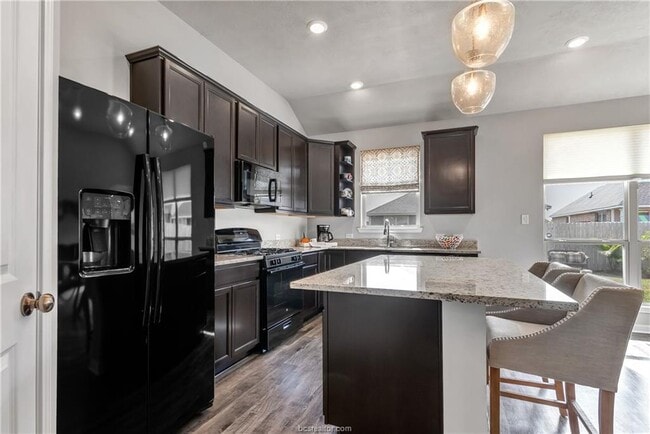 Building Photo - 3863 Still Creek Loop