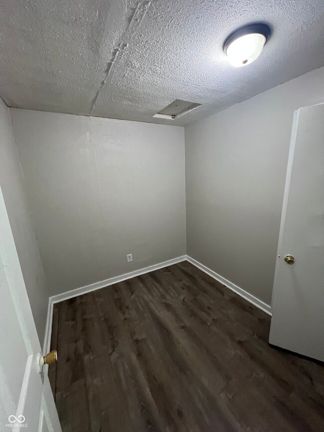 Building Photo - 2722 N Olney St