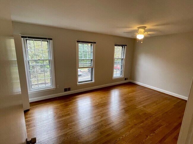 Building Photo - 11323 Palisades Ct