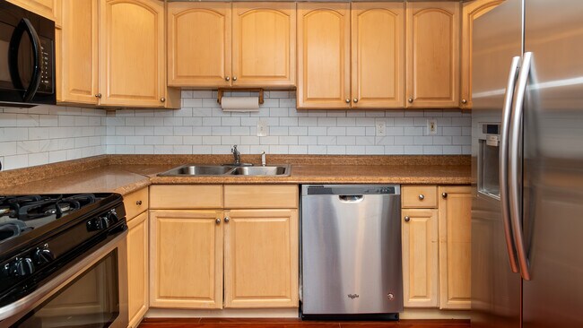 Kitchen II - 6701 N Kendall Dr