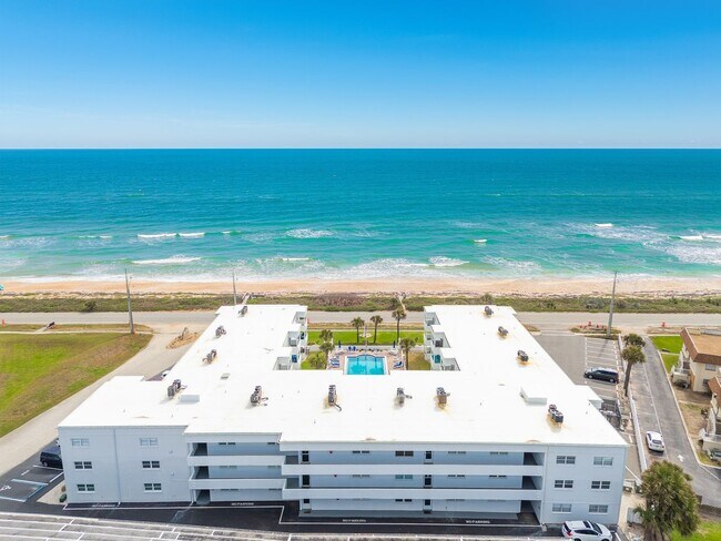 Building Photo - 1st Floor Oceanfront Condo in Ormond