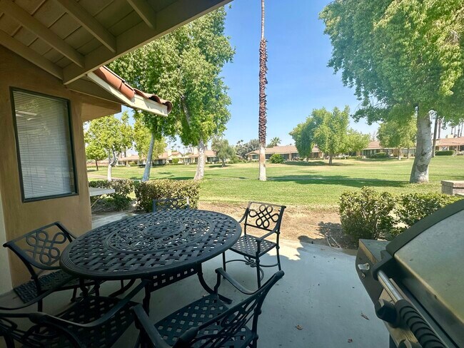 Primary Photo - 316 Sierra Madre S