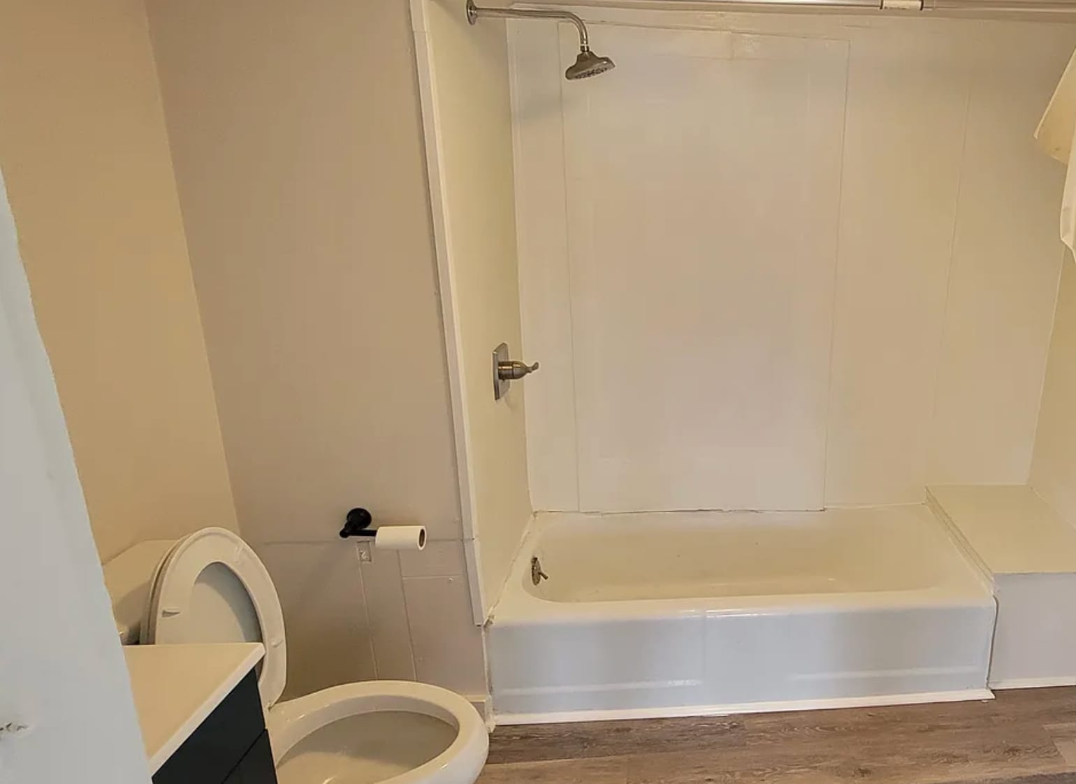 Bathroom - 212 Summit St