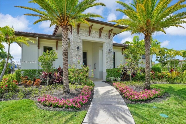 Building Photo - 10011 SW 231st Ln