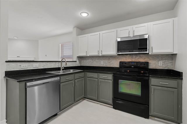 Building Photo - 2013 Finch Cove
