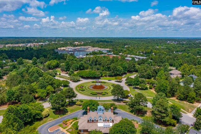 Building Photo - 825 Hidden Point Dr