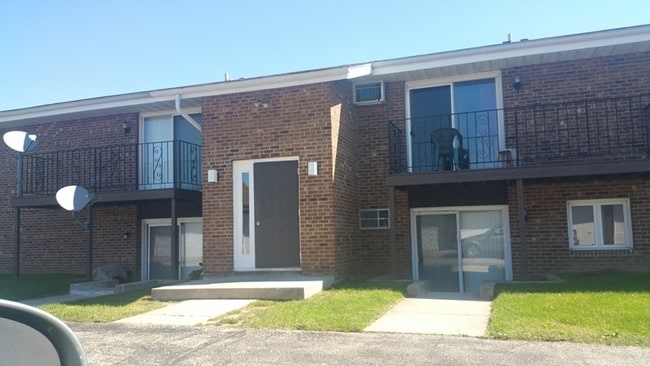 Building Photo - 3367 Sun Valley Ter