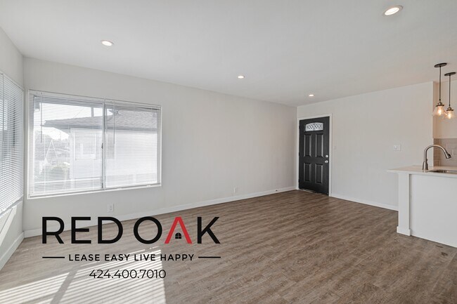Building Photo - 1751 Cabrillo Ave
