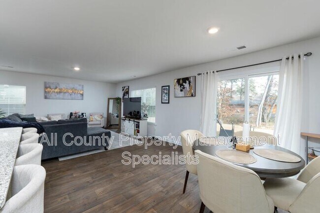 Building Photo - 2172 Elmridge Rd