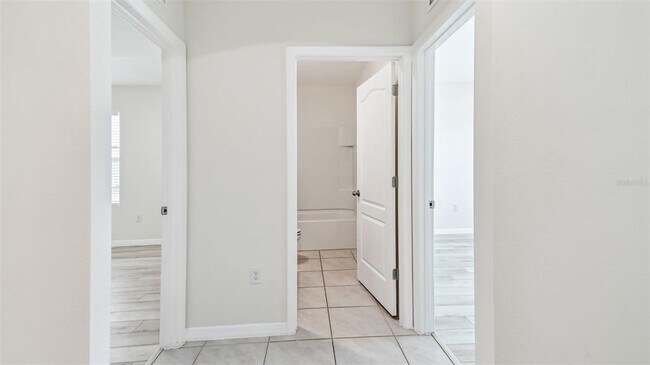 Building Photo - 5708 Sunbonnet Wy