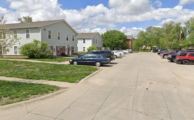 Building Photo - 14020 Lancashire St