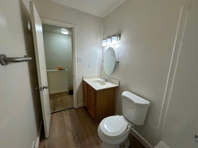 Building Photo - 1515 Stowmarket Ct