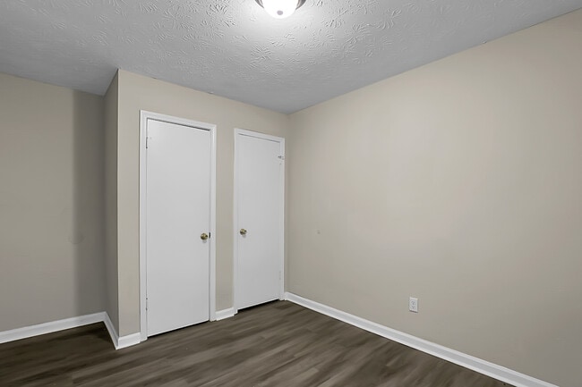 Building Photo - 1229 Creek Forest Ct NW