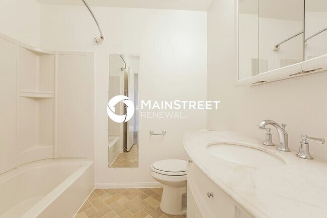 Building Photo - 3 Bedroom Pet-Friendly Home in Henderson, NV with Main Street Renewal