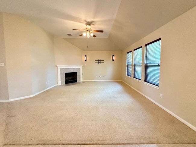 Building Photo - 1501 Santolina Ct