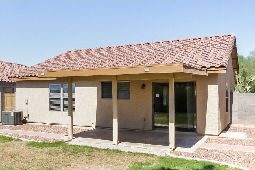 Building Photo - 2313 W 23rd Ave