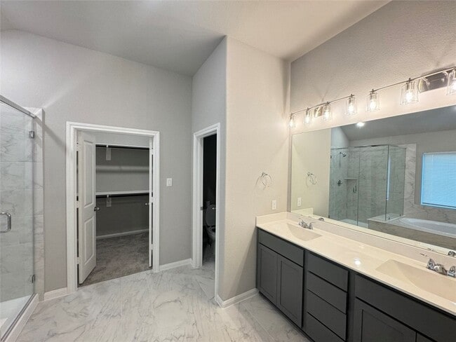 Building Photo - 19232 Hazel Firs Ln