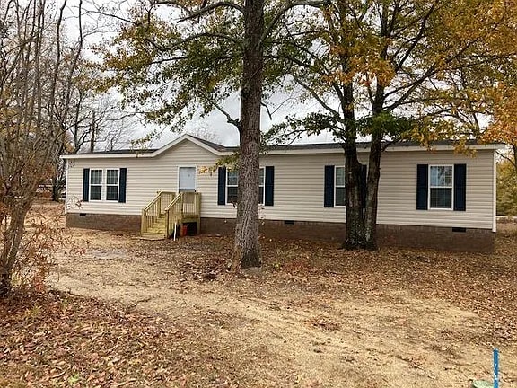 Building Photo - 2103 Pine Hill Cir
