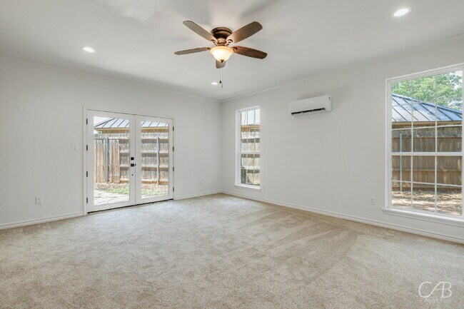 Building Photo - For Lease