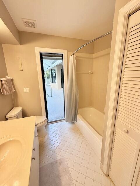 Building Photo - 1919 Lindsey Ct