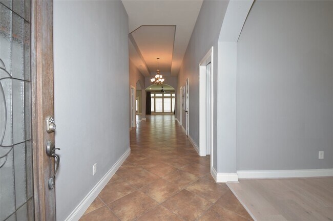 Building Photo - 13611 Summer Cloud Ln
