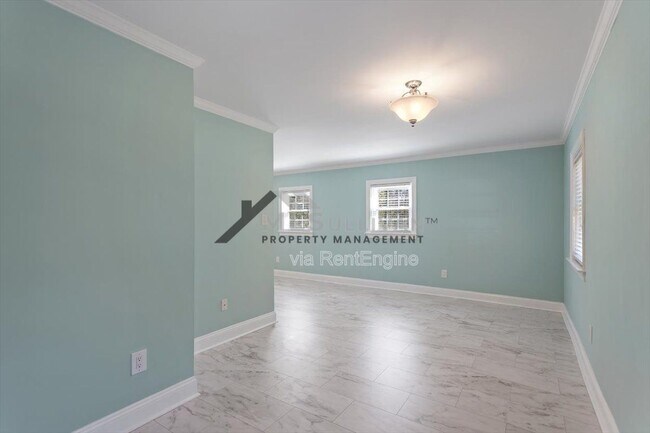 Building Photo - 112 Celeste Cir
