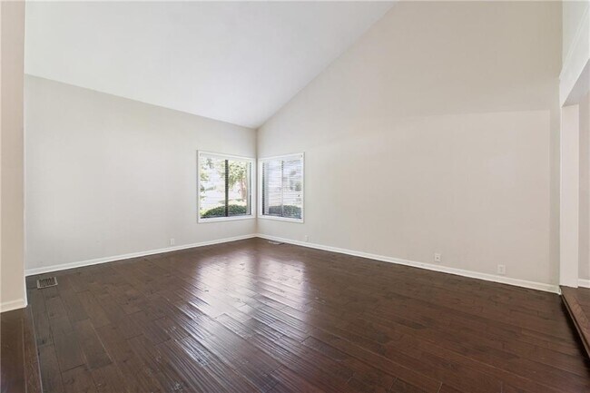 Building Photo - 820 Muirfield Trce
