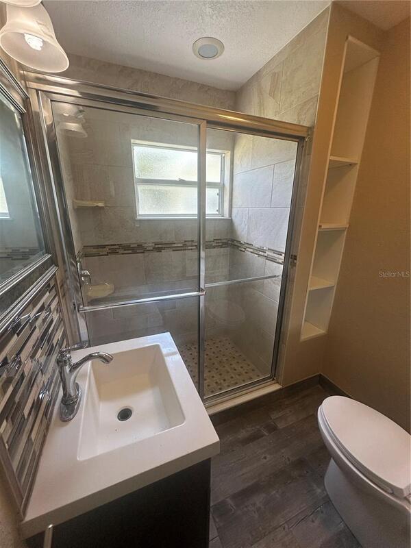 Building Photo - 3802 W San Juan St