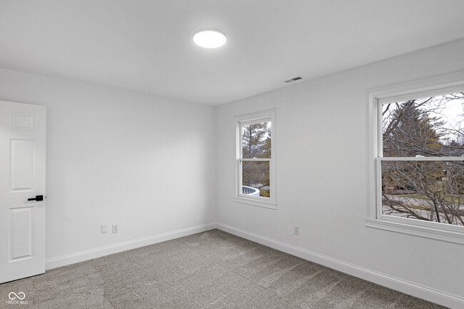 Building Photo - 12878 Mayfair Ln