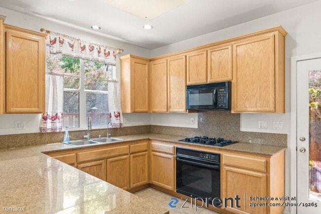 Building Photo - 2 br, 3 bath House - 937 Nobel Drive, Sant...