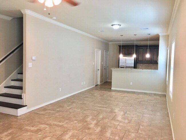 Building Photo - 1206 Phoenix St