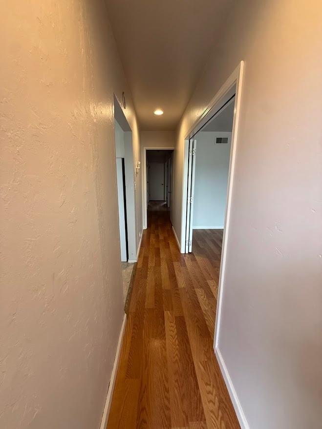 Building Photo - 614 Rincon Rd