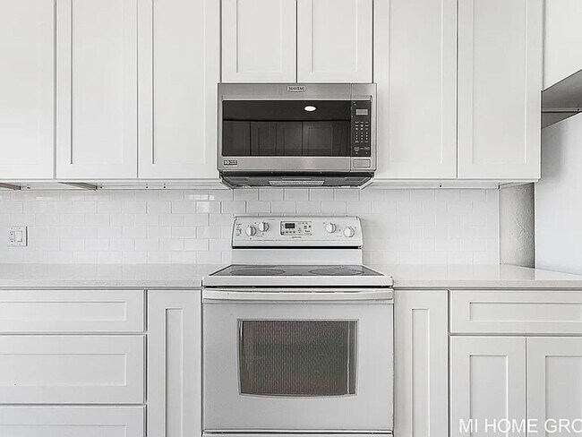 Building Photo - Lovely 3 Bedroom North East Grand Rapids