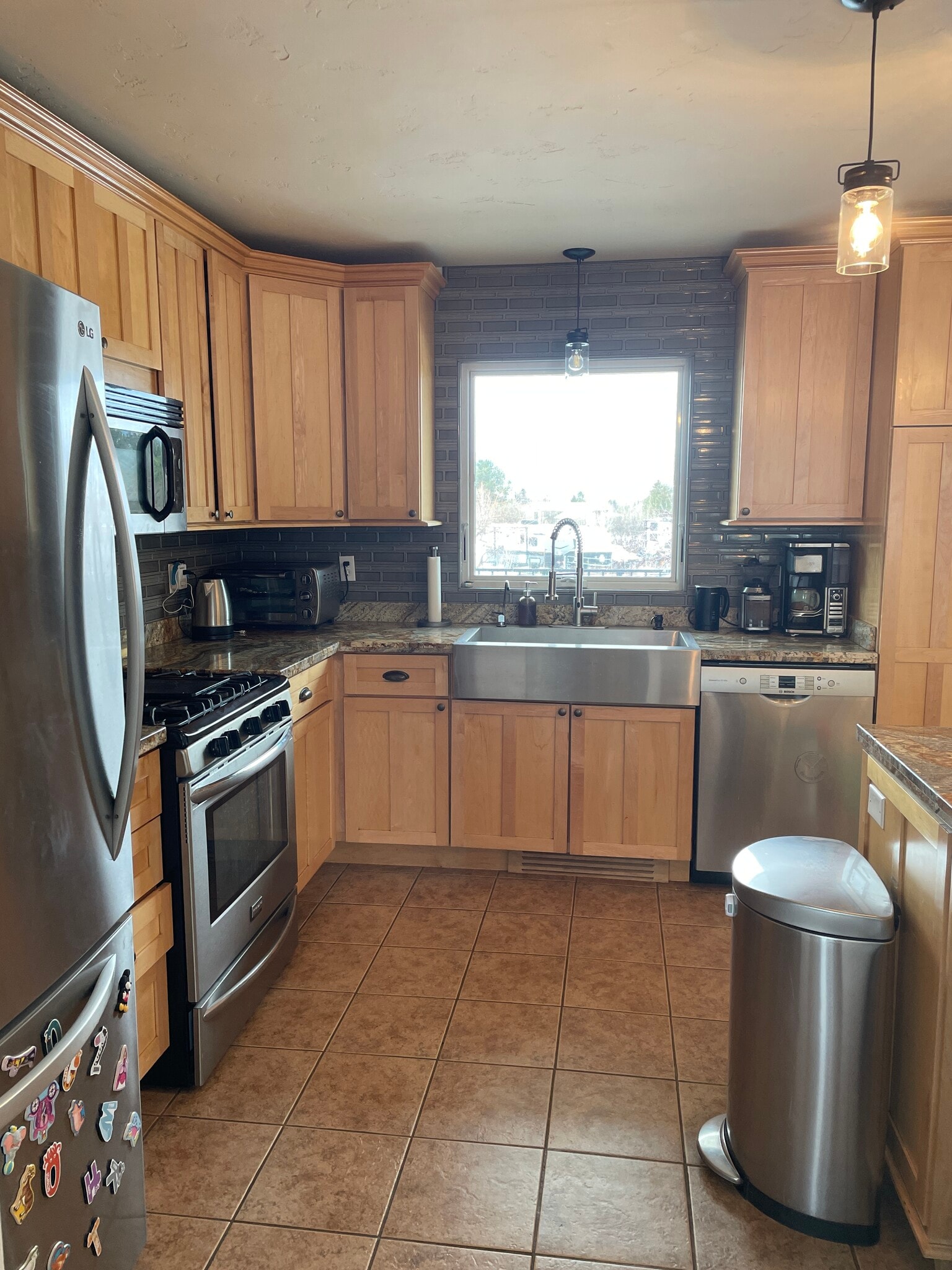 Building Photo - 12 Cloninger Ln