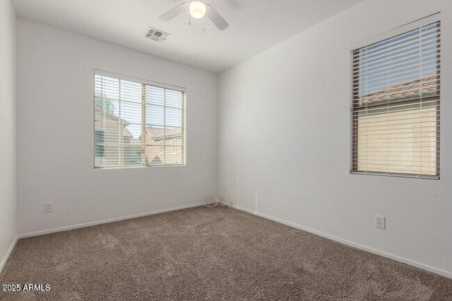 Building Photo - 3467 S Falcon Dr