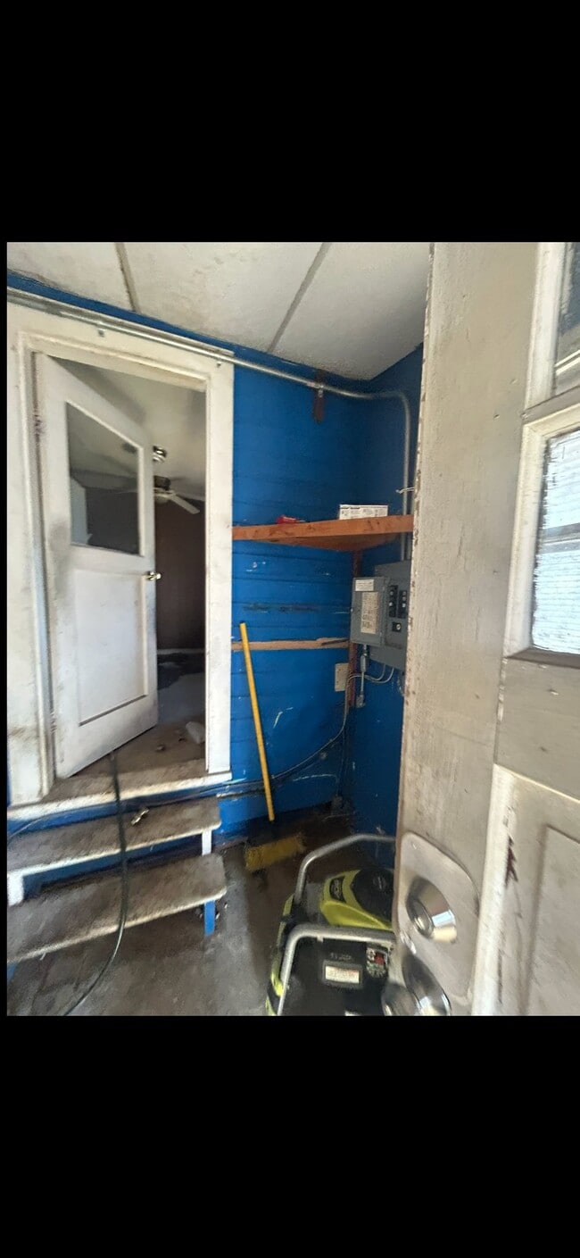 Building Photo - 32 Connolly Dr
