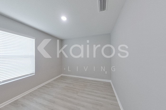 Building Photo - 131 Swallowtail Ln