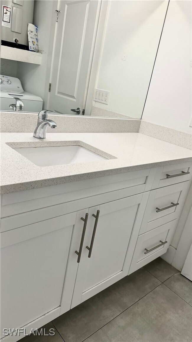 Building Photo - 17989 San Juan Ct SE