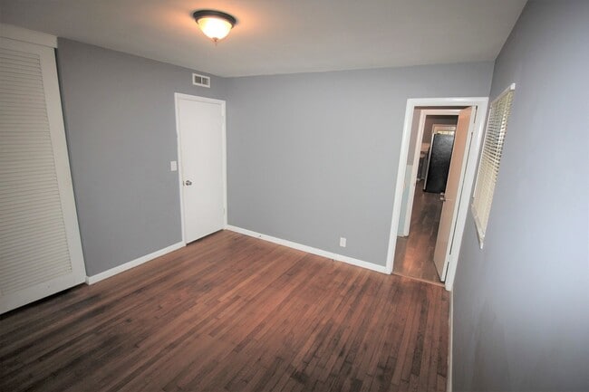 Building Photo - Available For Immediate Move-In!