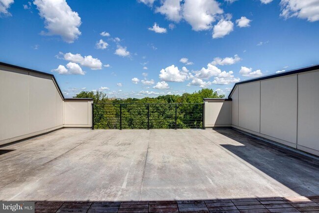 Building Photo - 14371 Beckett Glen Cir