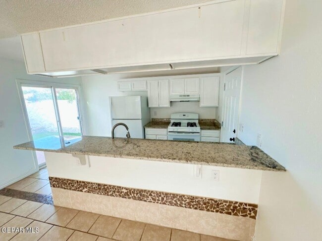 Building Photo - 2509 Red Sails Dr